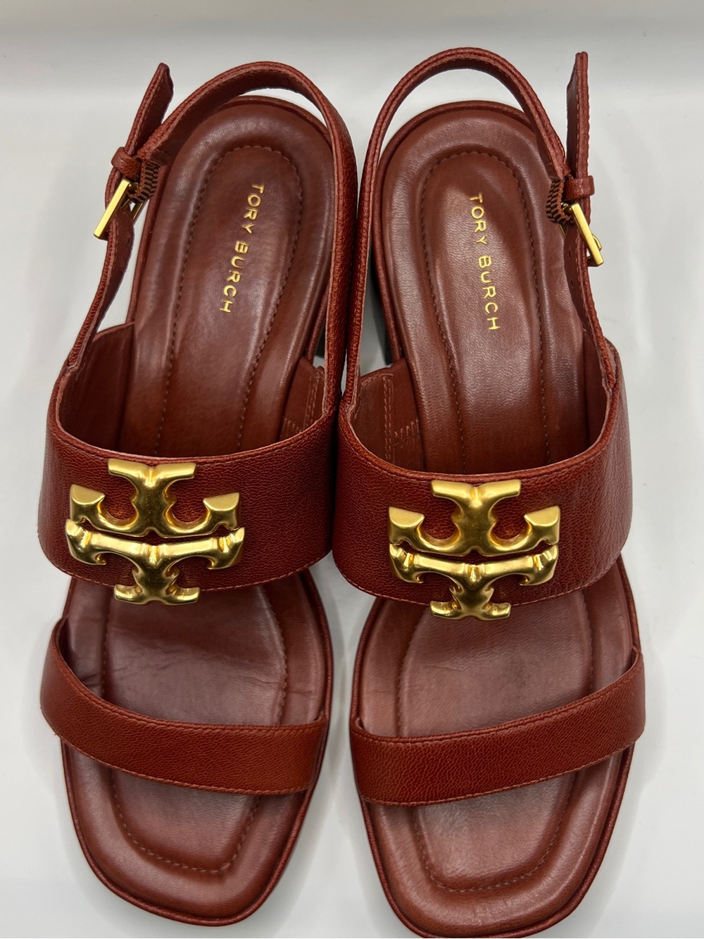 Tory Burch Rust Brown Leather Slingback Sandals with Gold Logo Accent - Picture 7 of 15
